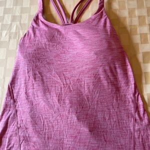 Lululemon women’s size 2, tank top with built in bra & open back
